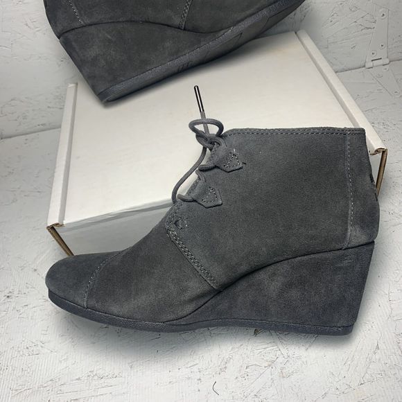 Toms Womens Suede Wedge Booties Desert Gray Sz 9 Heel Lace Up Minimalist - Picture 12 of 14